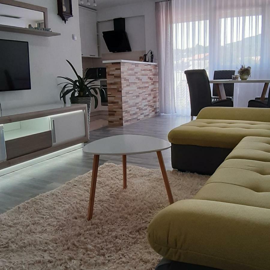 Apartman Medo Διαμέρισμα Korenica Εξωτερικό φωτογραφία