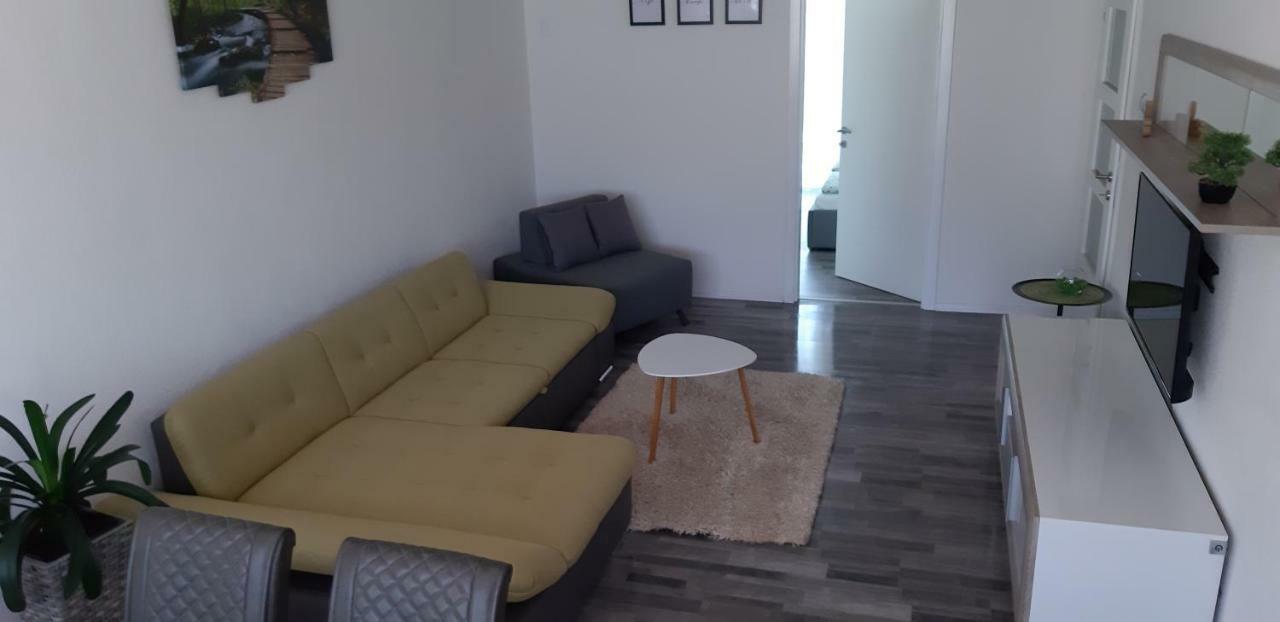 Apartman Medo Διαμέρισμα Korenica Εξωτερικό φωτογραφία